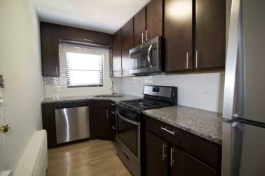 Main picture of 601 Sheridan Rd