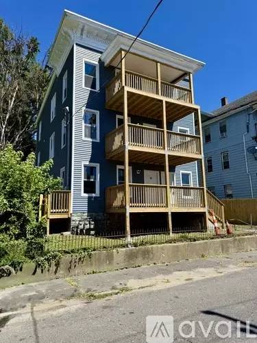 Main picture of 30 Crown St