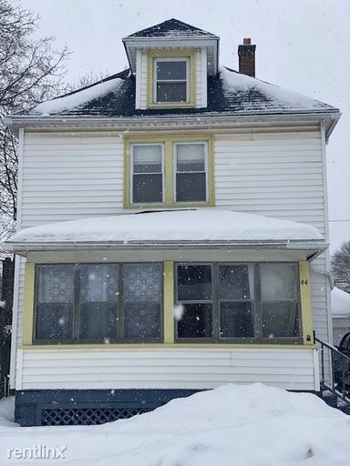 Main picture of 62 Fairbanks St