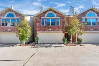 Main picture of 3627 Main Plaza Dr