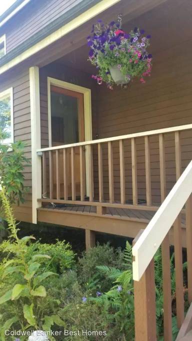 Main picture of 1231 Blaine St