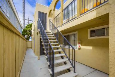 Main picture of 734 Sapphire St