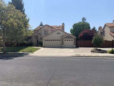 Main picture of 775 Outrigger Cir