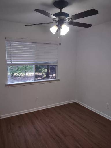 Main picture of 5405 Brompton Cir