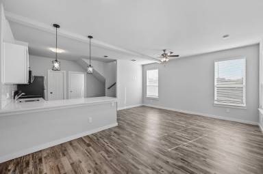 Main picture of 3475 Valley Vista Dr