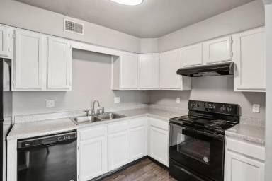 Main picture of Hidden Hills Apartments