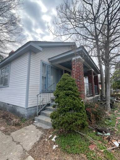 Main picture of 2577 Select Ave