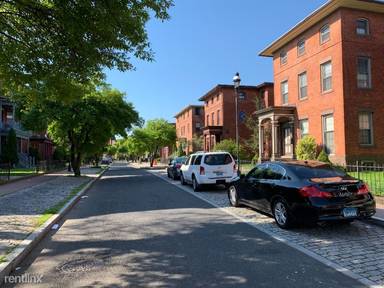 Main picture of 38 Congress St