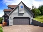 Main picture of 820 SE Crescent Pl