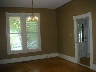 Main picture of 406 E 8th Ave