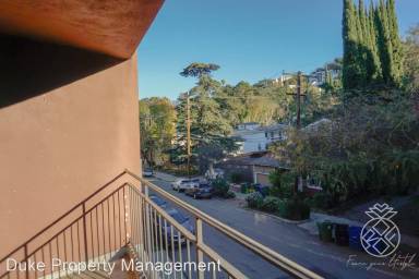 Main picture of 3625 Regal Pl