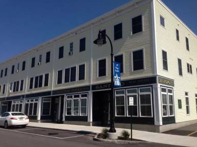 Main picture of 96 Ocean St