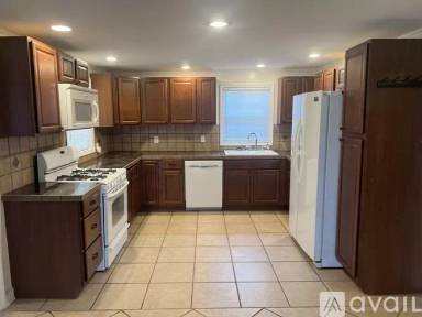 Main picture of 78 18th Ave NW