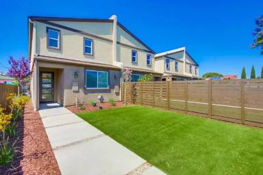 Main picture of 4142 Nordica Ave