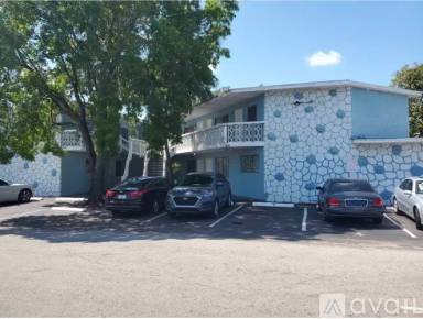 Main picture of 2210 NW 7th Ct