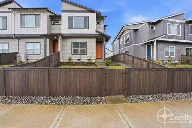 Main picture of 18212 NE 47th Ave
