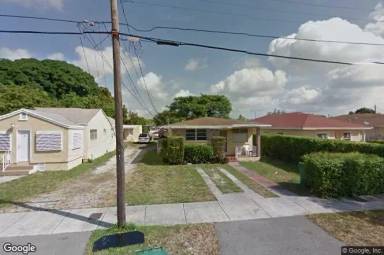 Main picture of 1725 NW 59th St