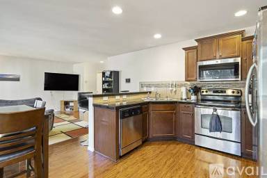 Main picture of 12801 80th Avenue Ct E