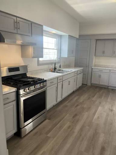 Main picture of 40 Moselle St