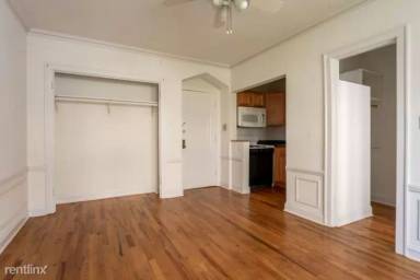 Main picture of 4545 N Beacon St