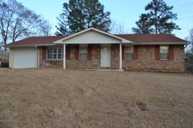 Main picture of 2105 Sandfort Rd