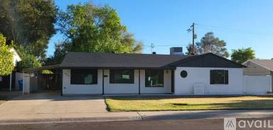 Main picture of 1023 E Rose Ln
