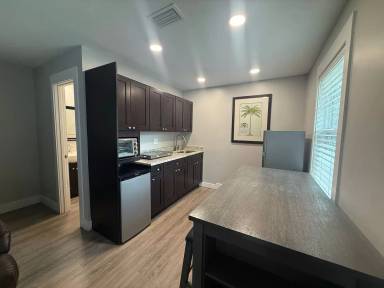 Main picture of 116 Burnett Rd