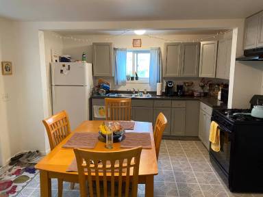 Main picture of 48 Intervale Ave