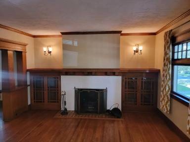 Main picture of 453 W 25th Ave