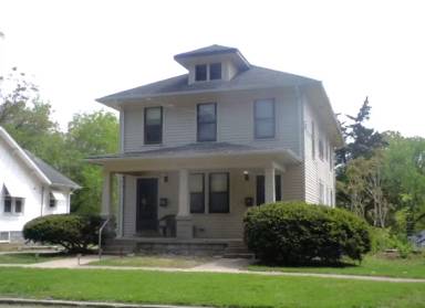 Main picture of 2409 Amelia St