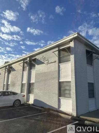 Main picture of 1103 N 15th Ave