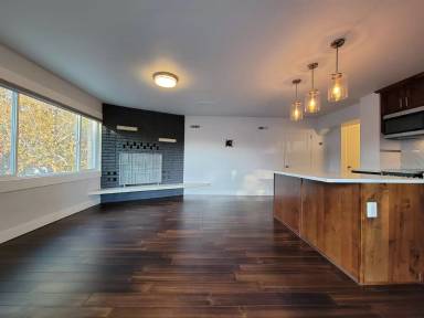 Main picture of 4659 S Atwood Blvd