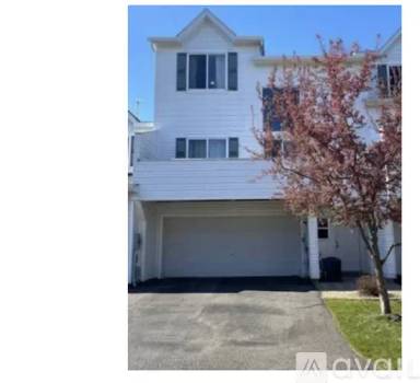 Main picture of 6852 Meadow Grass Ln S