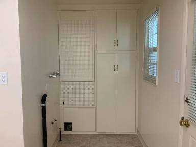 Main picture of 2569 N Lincoln St