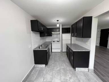 Main picture of 7910 Venus St