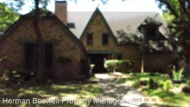 Main picture of 2311 Lakeside Dr