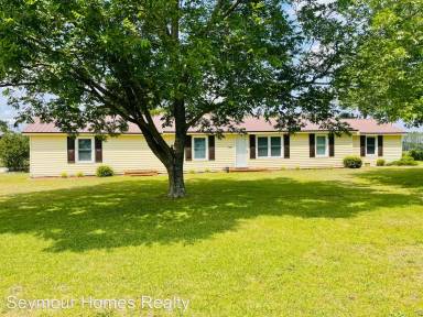 Main picture of 809 S Beston Rd