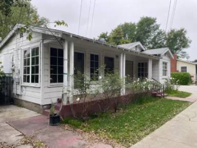Main picture of 719 W Longden Ave