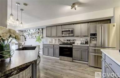 Main picture of 1583 S Danube Way
