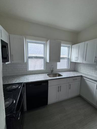 Main picture of 3123 N 60th St