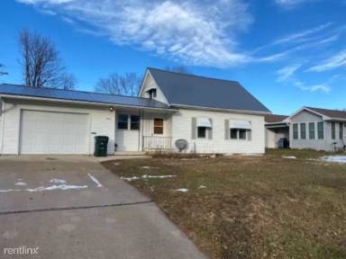 Main picture of 740 7th Ave