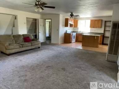 Main picture of 33747 Milan Rd