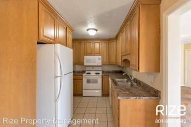 Main picture of 71 E Girard Ave