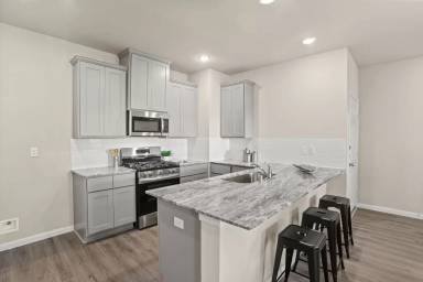 Main picture of 15028 Alkay St