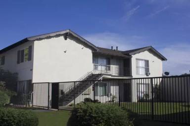 Main picture of West Sumac Apartments