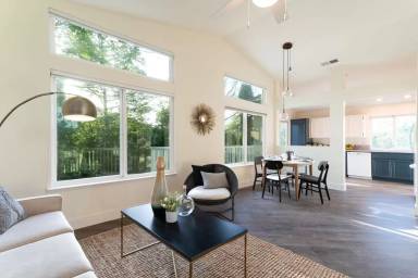 Main picture of 1325 Estaban Ct