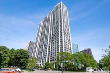 Main picture of 2800 N Lake Shore Drive Condos