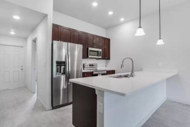 Main picture of 1315 SE 1st St