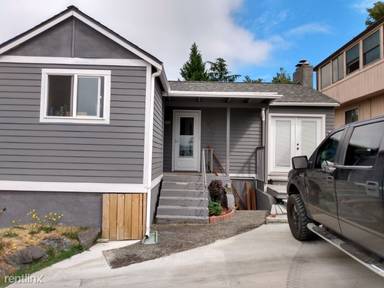 Main picture of 2012 E 14th St