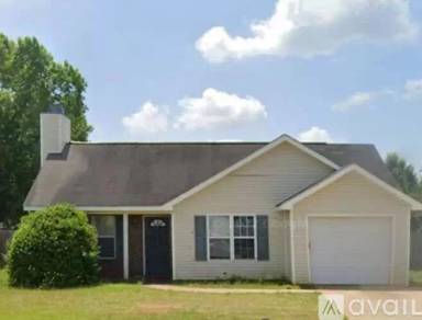 Main picture of 123 Chadwyck Cir